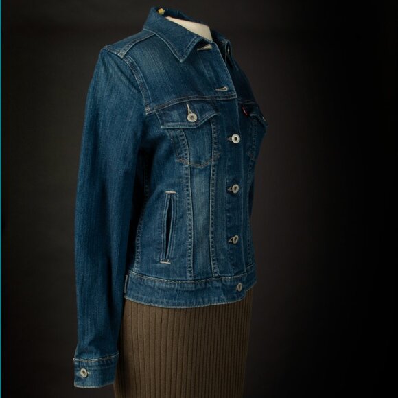 LEVI STRAUSS Womens Cropped Jeans Denim Jacket Blue Mid Wash Small Petite - Picture 2 of 12
